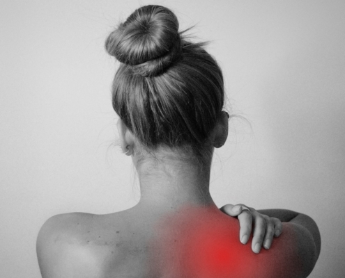 back, pain, shoulder, injury, nature, sun, burn, posture, ergonomic, woman, girl, soreness, discomfort, ache, hurt, irradiate, gray pain